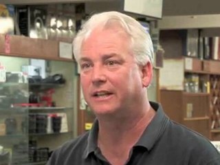 Digital Camera Special Features : What is an "AF Illuminator"?