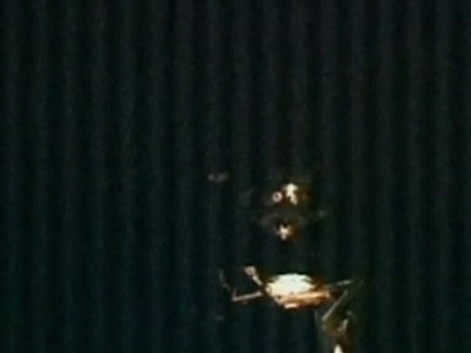 Capsule docks with International Space Station