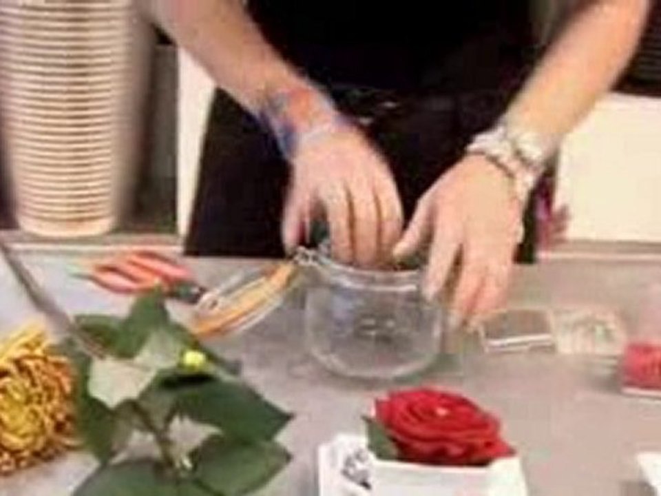 How To Make Single Flower Arrangements