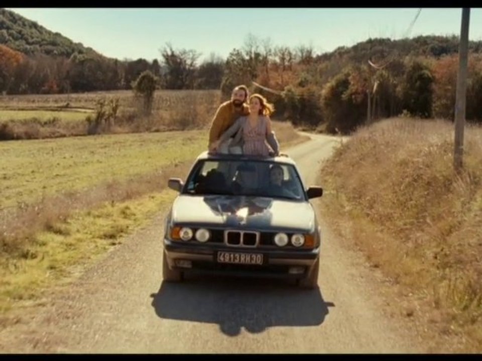 LE BRUIT DES GLACONS - Bande Annonce