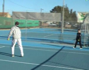 Richard Gasquet sur les courts avec des jeunes - 18 12 2010