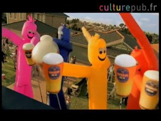 Les danseurs géants à la fête de la bière !