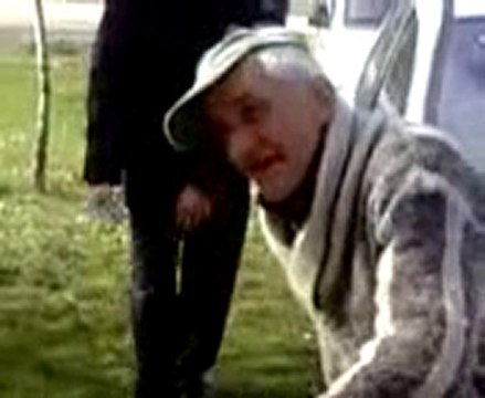 0032 - Mec ivre prend l alcootest pour une bouteille