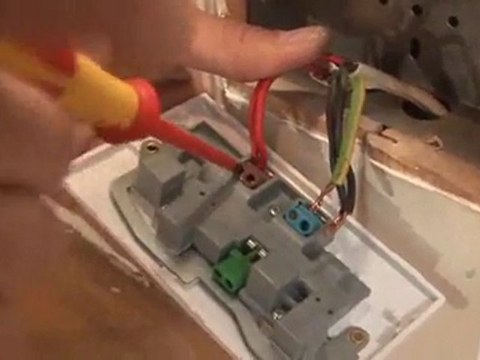 How To Wire Wall Sockets