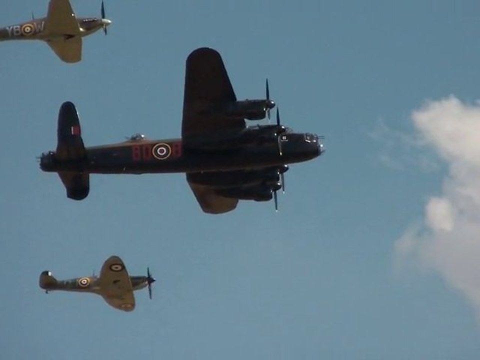 Lancaster Spitfire Hurrican_2
