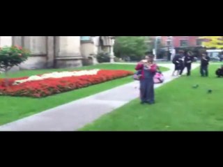 (vostfr) Gackt et les pigeons