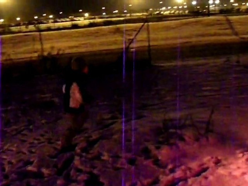 bataille dans la neige .