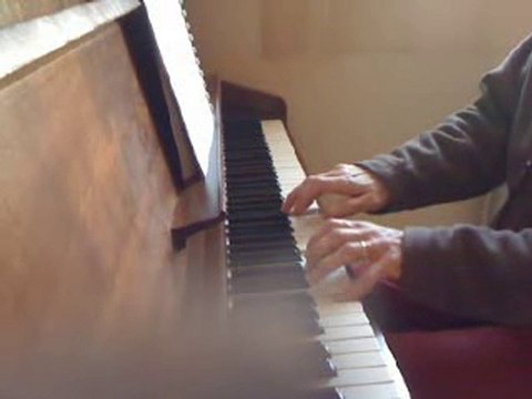 8-Musique lointaine (Répertoire- 1ere Année-Série 1)