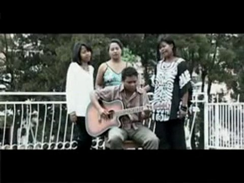 MISY VOALOHANY MISY FARANY - FARA GLOUM - LILIE - FARA