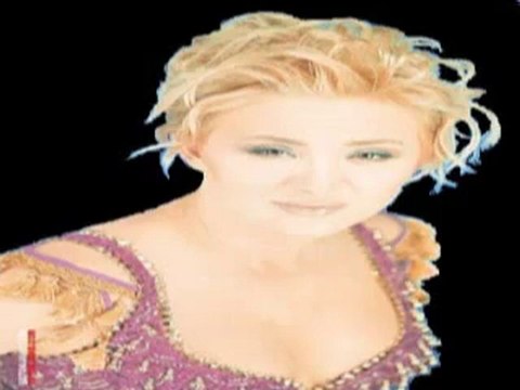 Güllü - Adam Gibi Sev Beni