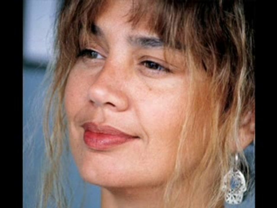 Sezen aksu - pamuklara sarmalar sararım