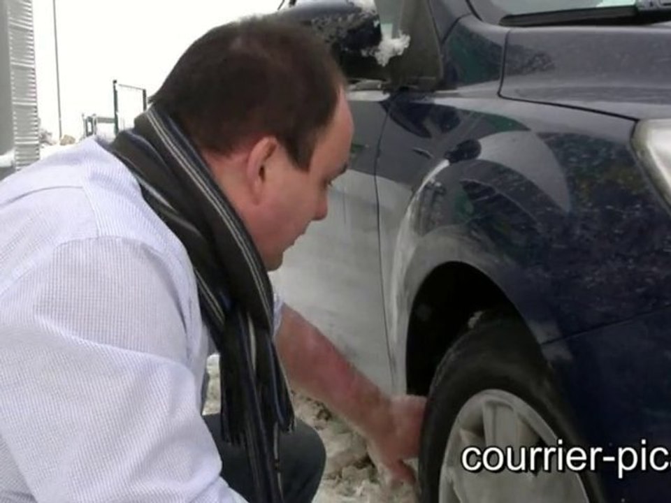 Neige: La course des automobilistes pour l'achat des chaînes