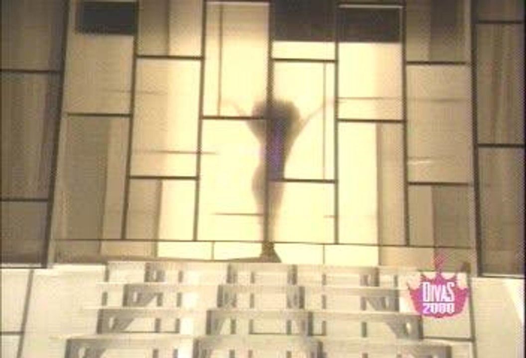 Diana Ross Touch Me In The Morning Live