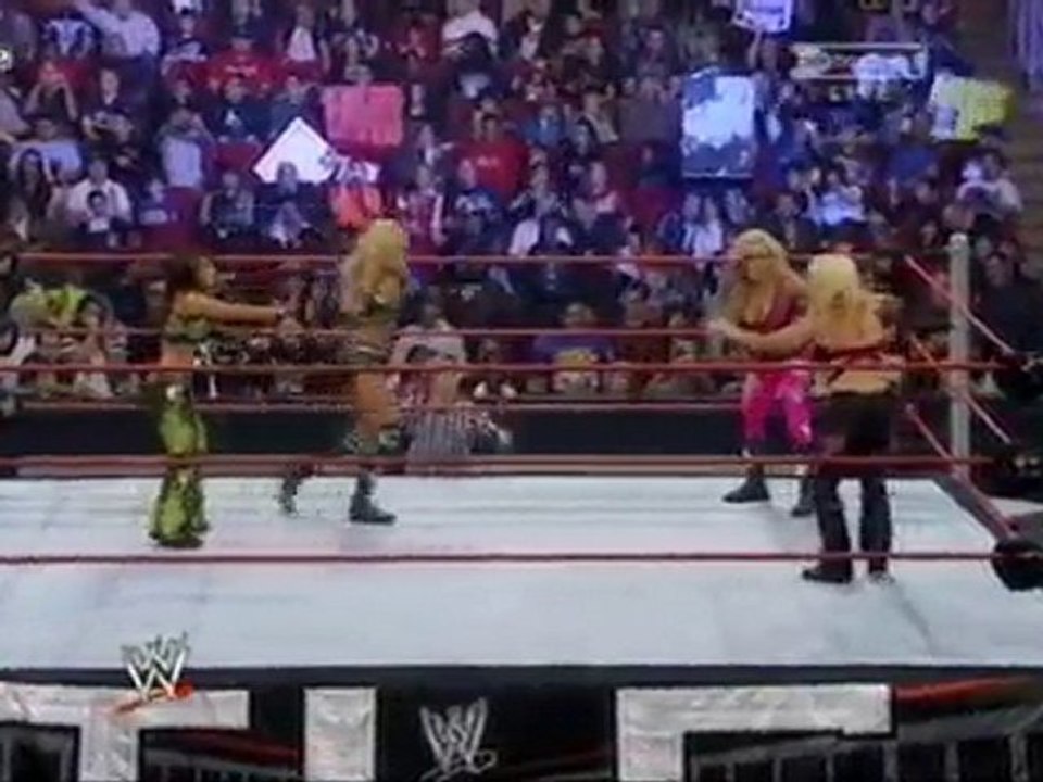 WWE TLC 2010 Part 2/12 (HQ)