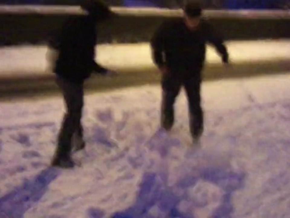 Destruction de boule neige.