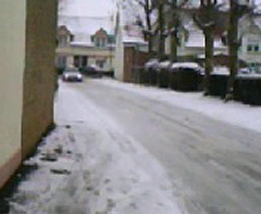 MOV0003A