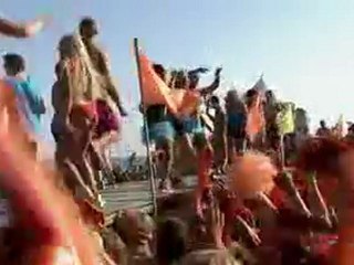 US Open of Surfing - Walk the Walk