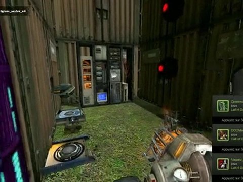 (LES POTES EN SCENE SONT SUR UN DROLE DE SERVEUR)