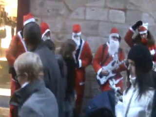 pères noël dans rouen