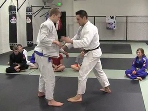 Brazilian Jiu Jitsu Champion Teaches Kids in Columbia MD