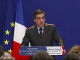 Fillon rend hommage à cinq soldats blessés en Afghanistan