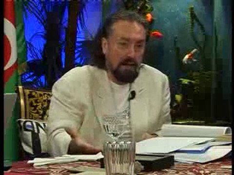 Münafığın putları vardır,