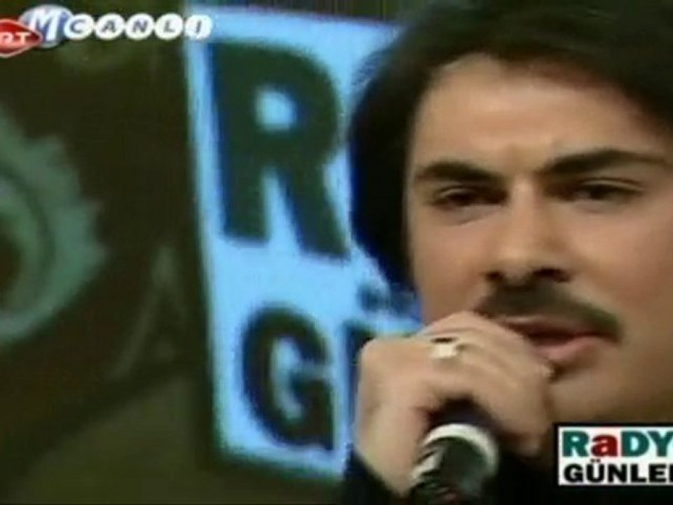 Oktay Bora Ertuğrul £££ MENDİLİM İŞLE YOLLA