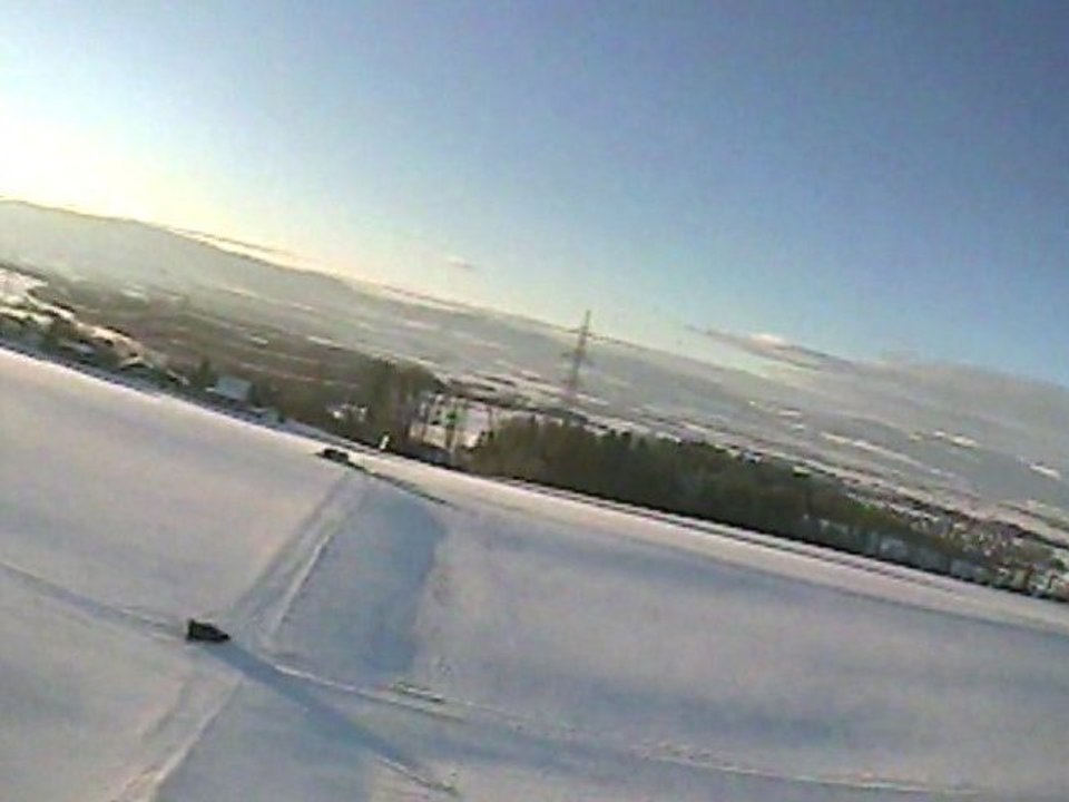 Vol en immersion (FPV) avec SkySurfer dans la neige