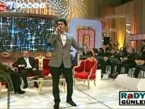 Oktay Bora Ertuğrul £££ BEN DE GİDEM PAYTAHTA