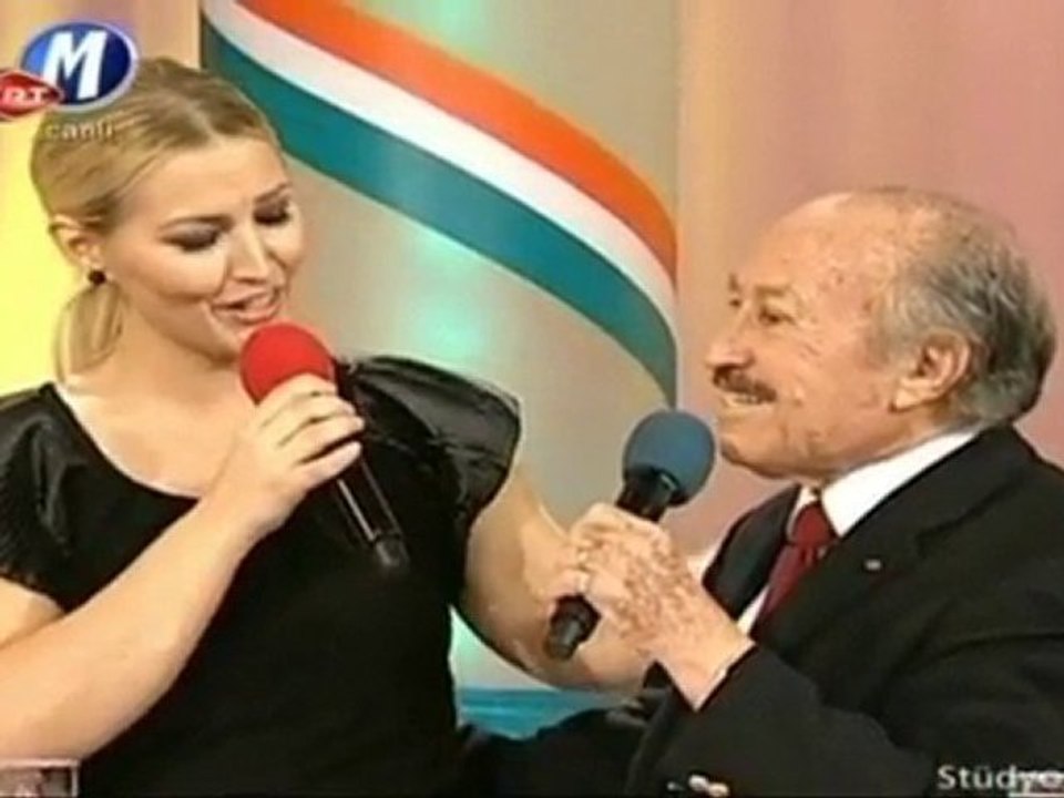 Seda Gülbeyaz & Mustafa Sağyaşar £££ ÖMRÜMCE HEP ADIM ADIM