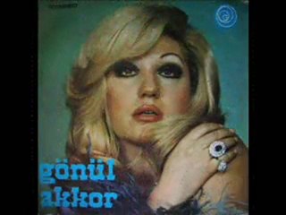 Gönül Akkor - Güller Ve Dudaklar
