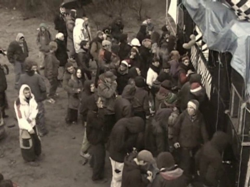 Tekno Earthquake party 18.12.2010 Drum session