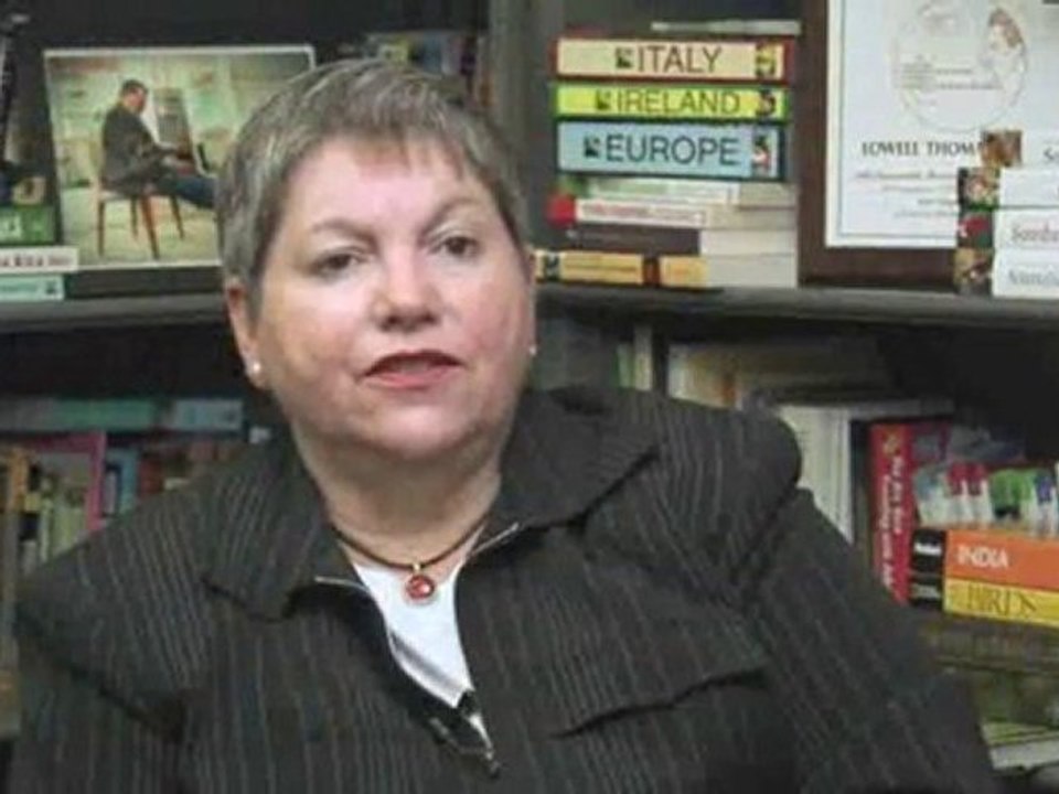 Research And Booking A Vacation For Couples : Should I use a travel agent to book a couples vacation?