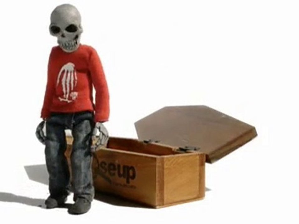 _Close Up Coffin Curb animation_