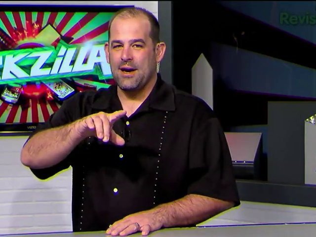 Last Minute Stocking Stuffers for Geeks! GPU Shopping Guide. Flying: How To Keep Your Gear Safe. Double Macbook Hard Drives... and more! - Tekzilla