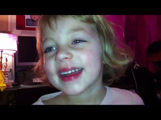 Louanne chante petit papa noel