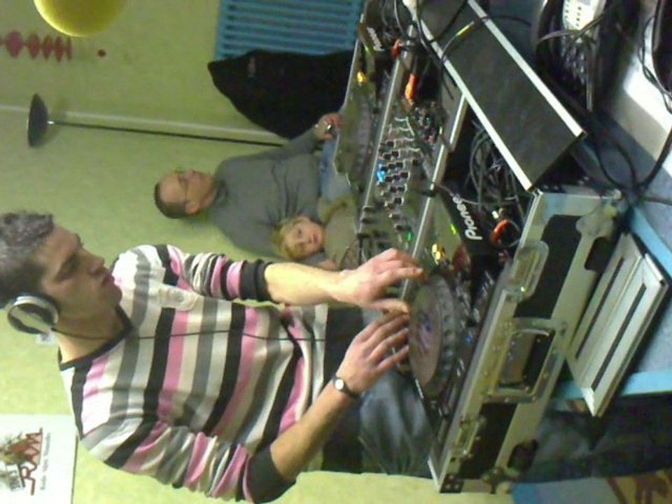 dj mika