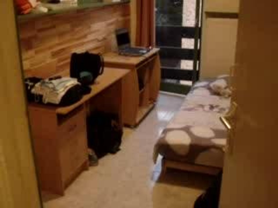 MOV04043