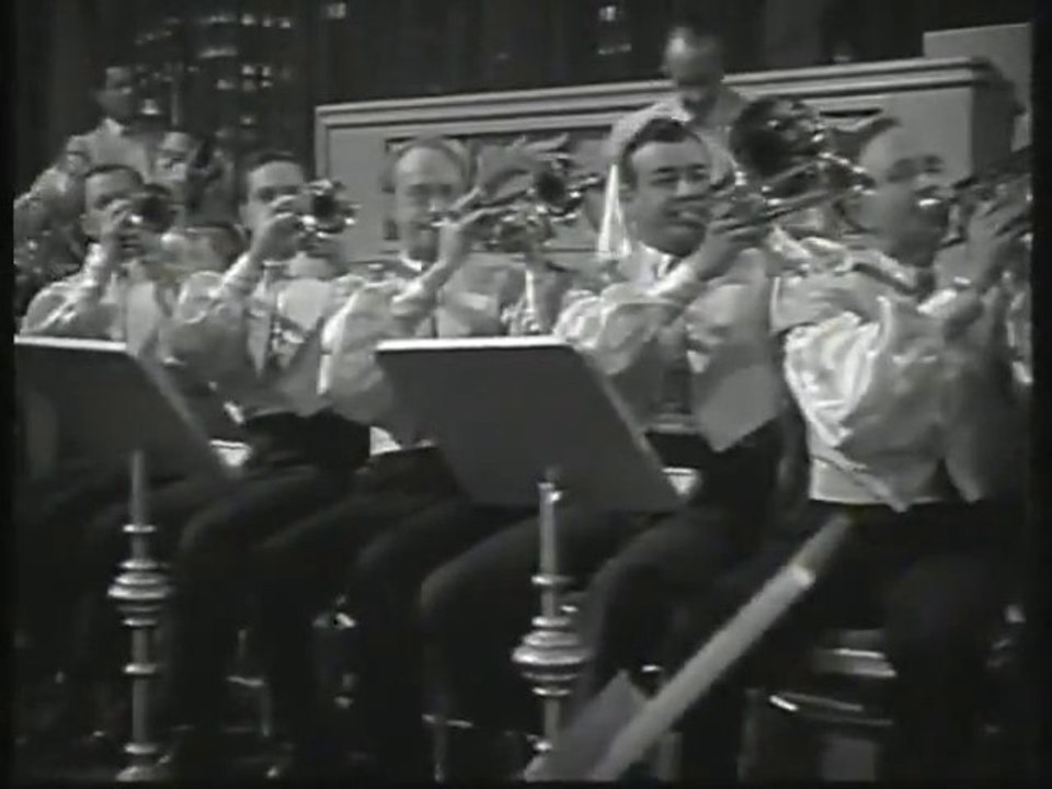 Xavier Cugat feat. Lina Romay - Guadalajara