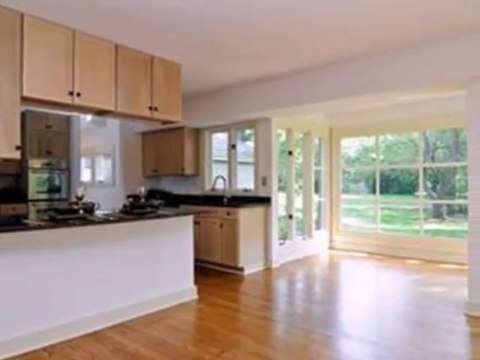 Homes for Sale - 9 Hawthorne Rd - Barrington, IL 60010 - Coldwell Banker