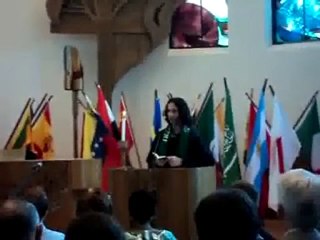 Müslüman Gençten Kilisede Kur`an Tilaveti!