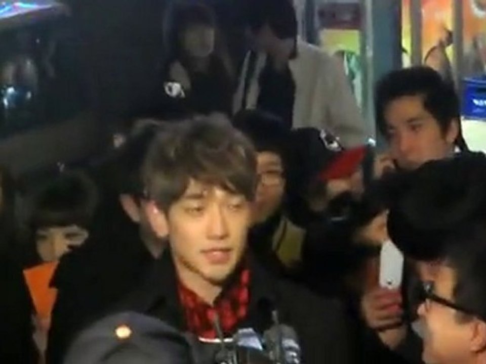 [Rain (Bi) Fancam 15]101221 Rain @ Hongik University