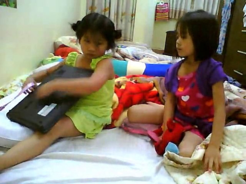 Annie & Manh fight
