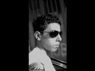 Kornea-koy bi nokta bitsin