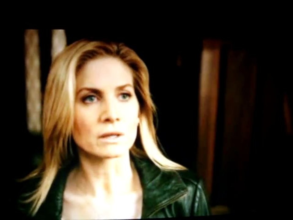 V (2009) 1x12 Ciel Rouge extrait