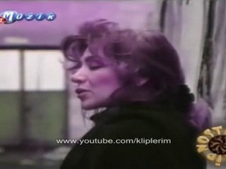 Nil Burak - Dokuz Taş