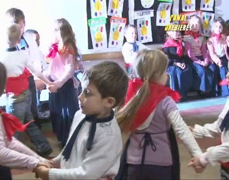Spectacle de Noël école maternelle de Brebières