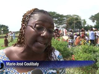 Côte d'Ivoire: des femmes prient à Abidjan pour la paix