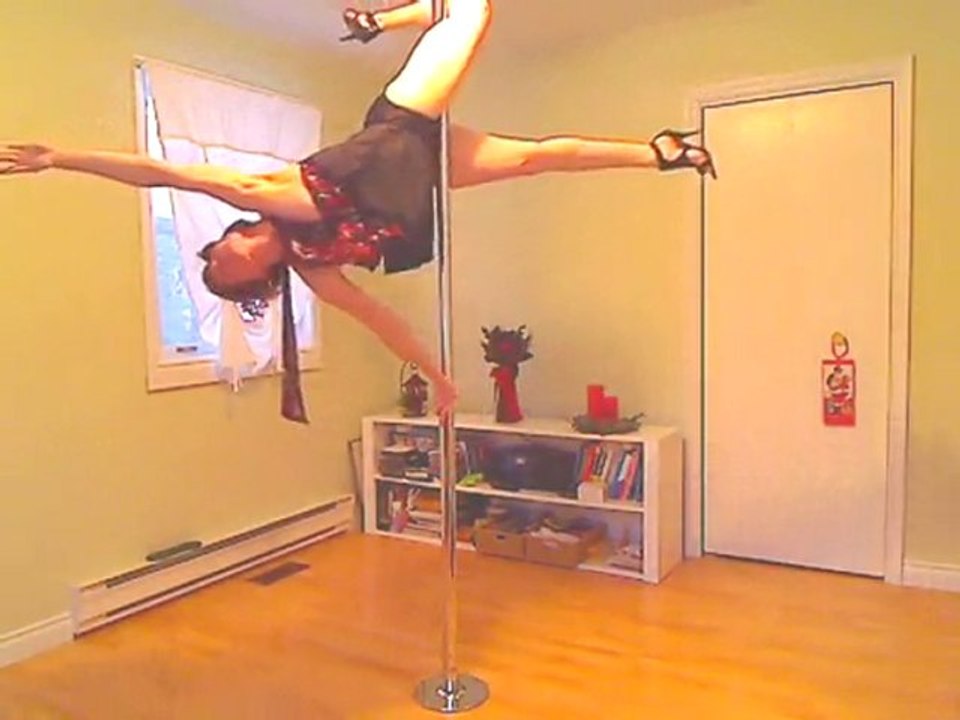 Pole Dance Christmas 2010