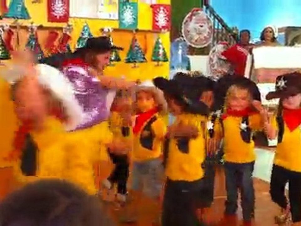 10 Dec, spectacle fin d'année, acte 2, scene 1...